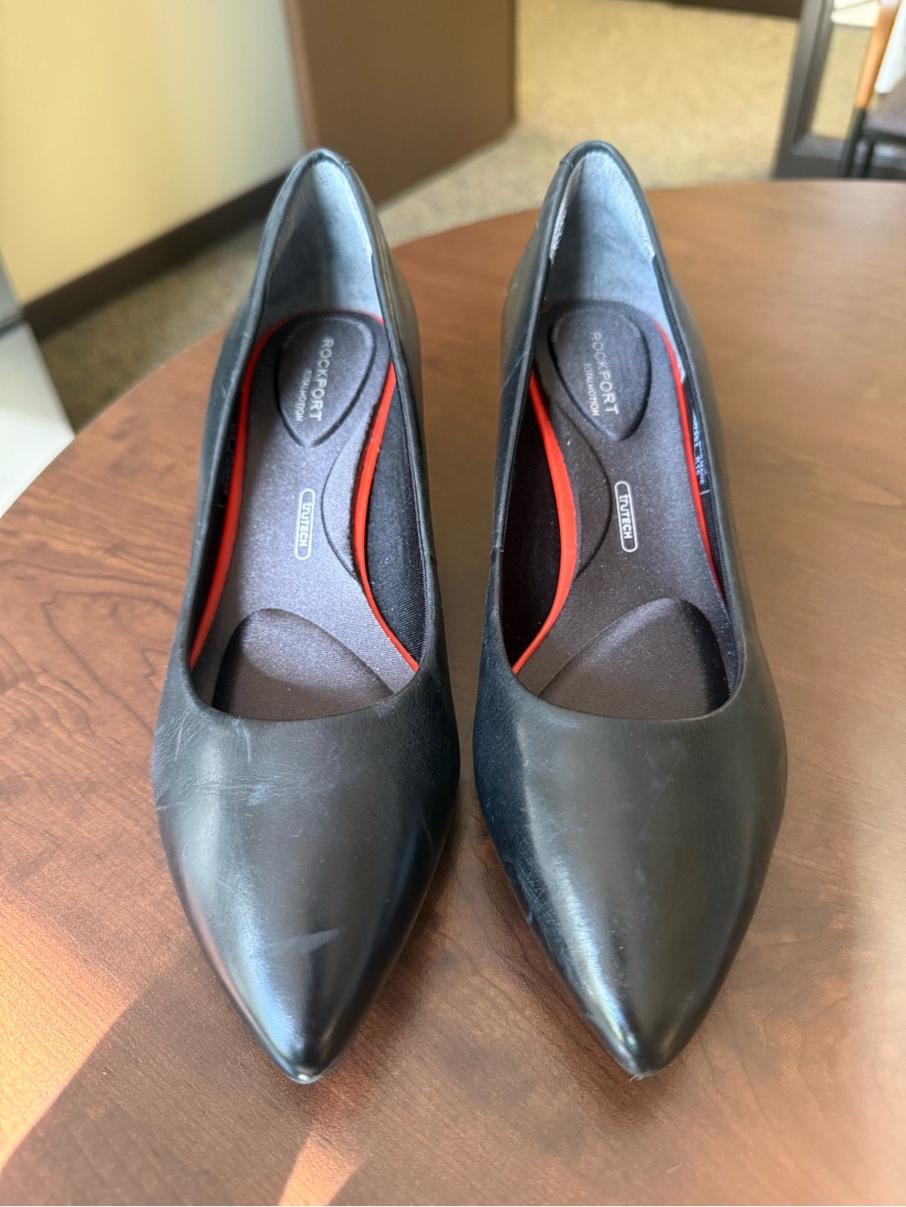 Rockport Black Pointed-Toe Leather Pumps with Red Inset